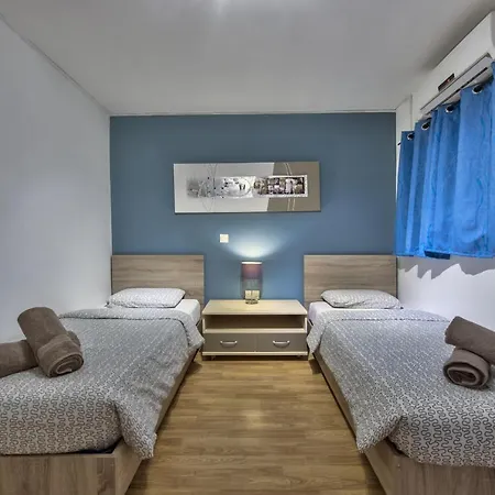 Spinola Court - Stunning Seaview & Penthouse On Spinola Bay By Shortletsmalta *