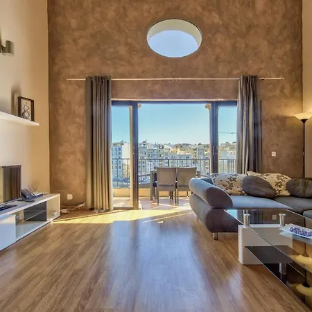 Spinola Court - Stunning Seaview & Penthouse On Spinola Bay By Shortletsmalta *