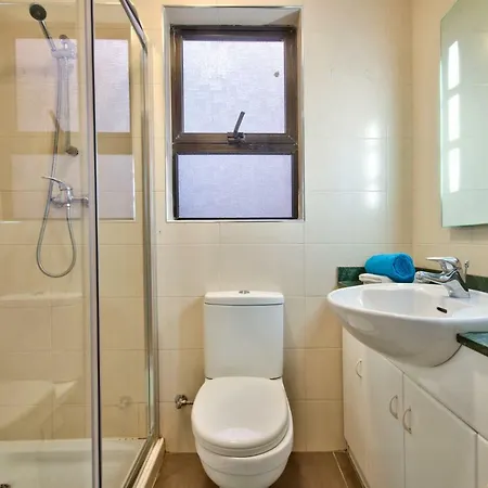 Spinola Court - Stunning Seaview & Penthouse On Spinola Bay By Shortletsmalta