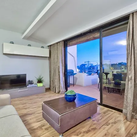 Spinola Court - Stunning Seaview & Penthouse On Spinola Bay By Shortletsmalta Lägenhet