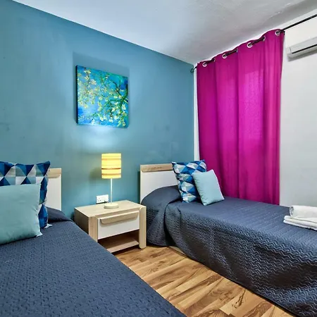 Spinola Court - Stunning Seaview & Penthouse On Spinola Bay By Shortletsmalta