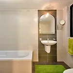 Spinola Court - Stunning Seaview & Penthouse On Spinola Bay By Shortletsmalta Апартаменты Сент Джулианс