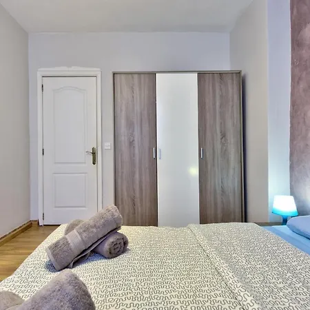 Apartment Spinola Court - Stunning Seaview & Penthouse On Spinola Bay By Shortletsmalta *