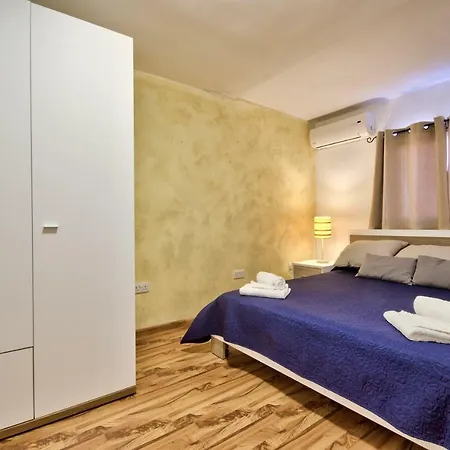 Spinola Court - Stunning Seaview & Penthouse On Spinola Bay By Shortletsmalta Saint Julian's