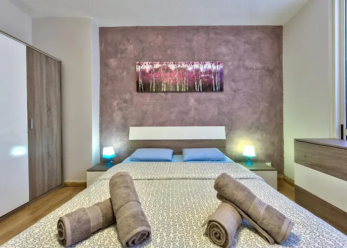 Spinola Court - Stunning Seaview & Penthouse On Spinola Bay By Shortletsmalta Apartament *