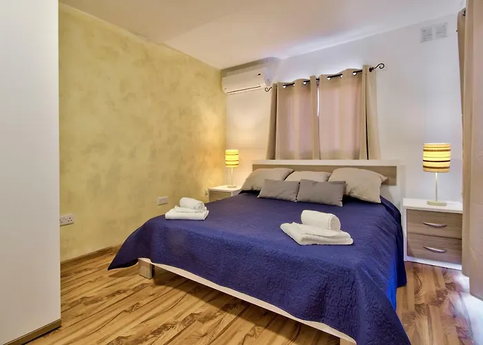 Spinola Court - Stunning Seaview & Penthouse On Spinola Bay By Shortletsmalta Apartament *