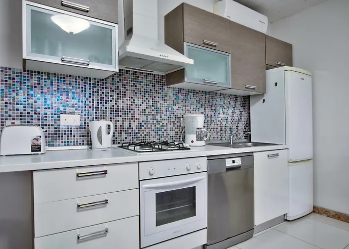 Apartament Spinola Court - Stunning Seaview & Penthouse On Spinola Bay By Shortletsmalta *