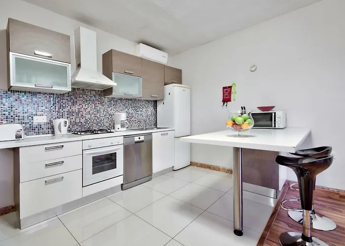 Spinola Court - Stunning Seaview & Penthouse On Spinola Bay By Shortletsmalta Apartament *